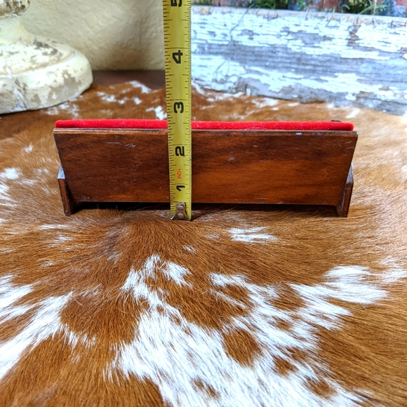 Vintage Dollhouse Furniture Baby Crib, Sofa, And Dresser Miniature Three Pieces - Picture 8 of 13